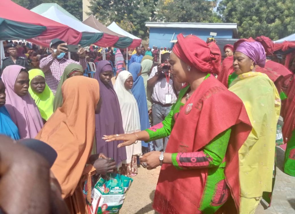 Kindly Wife of Nigeria’s Army Chief Hosts Heartwarming Luncheon for Repentant Boko Haram&nbsp;Wives
