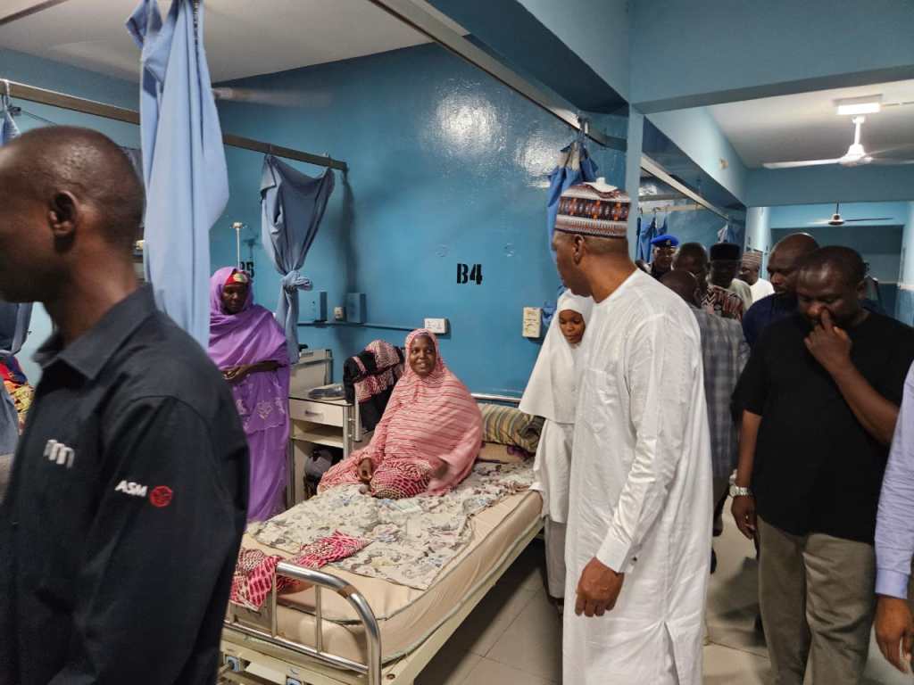 Borno Governor Provides Financial Aid to Hospital Patients, Prison Inmates on Democracy&nbsp;Day